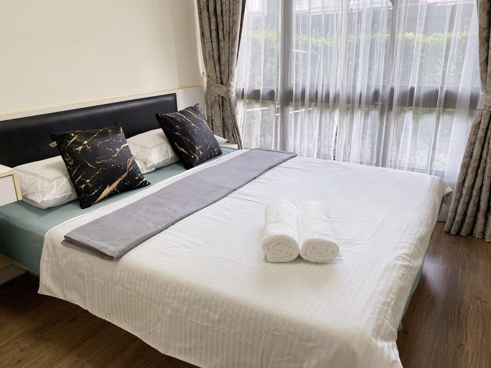 mothly rent 1BedR Central BangNa BTS Sukhumvit 103 Apartment in Bangkok