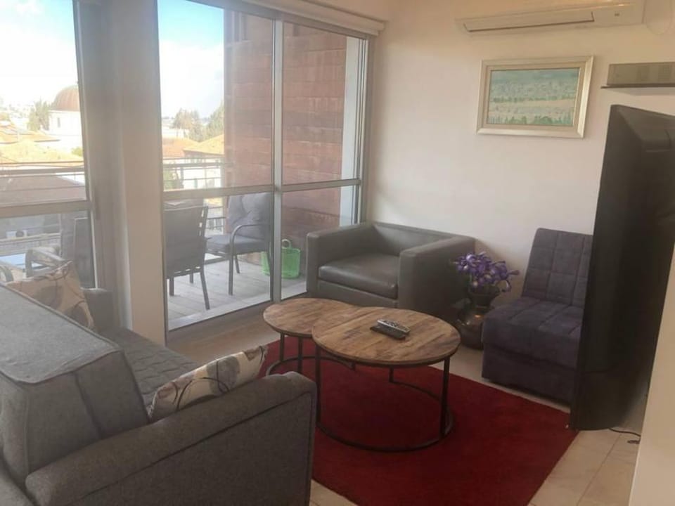 Nice place with view in neviim st Apartment in Jerusalem