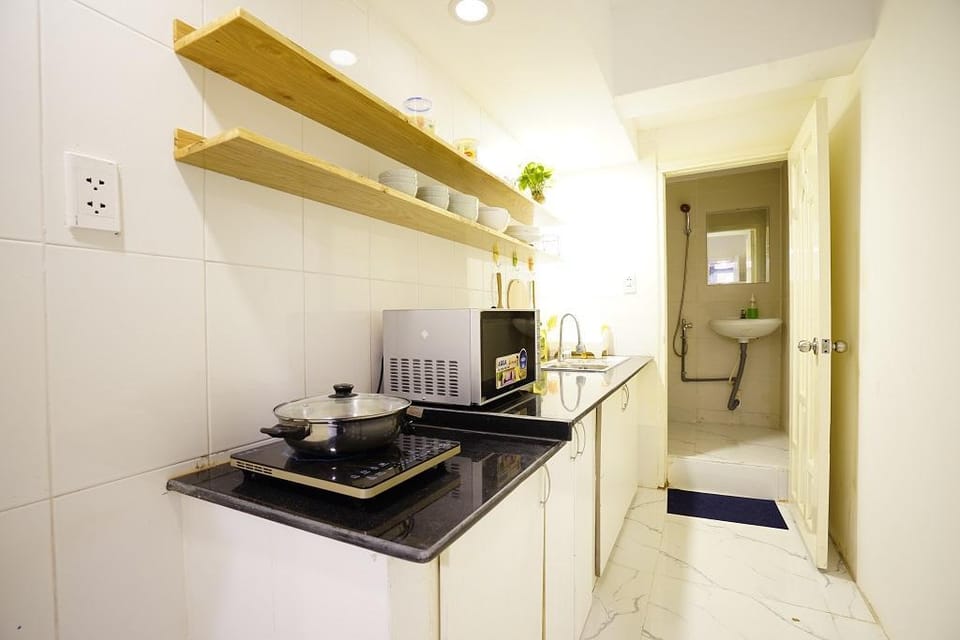 River Views! 2Br Apt - 5 mins to Nguyen Hue street Apartment in Ho Chi Minh City