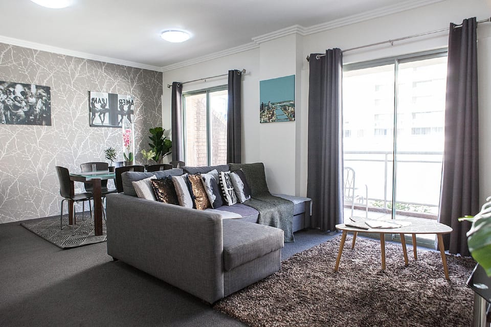 Modern family gateway @ Pyrmont P62 Apartment in Sydney