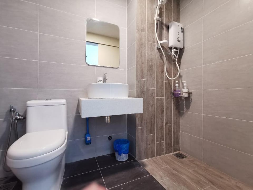 Arte+ 7th Blue Home 7 | KLCC View | KL | Level 17 Apartment in Federal Territory of Kuala Lumpur