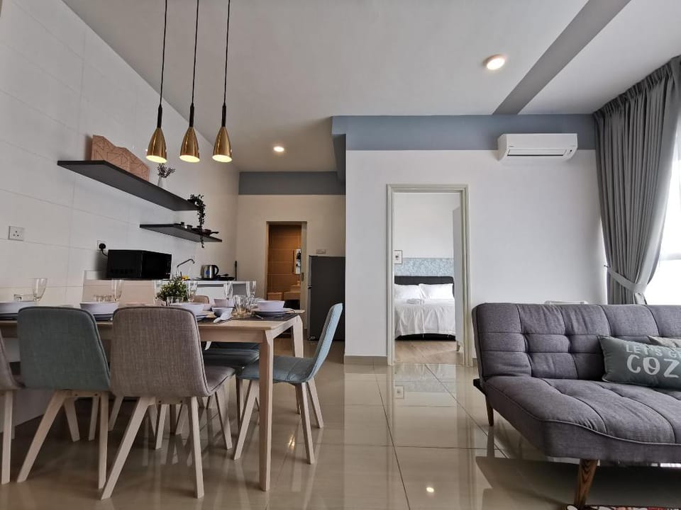 Arte+ 7th Blue Home 7 | KLCC View | KL | Level 17 Apartment in Federal Territory of Kuala Lumpur