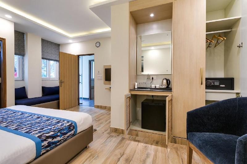 MOYDOM Noiseless UltraLuxurious Apartment +Balcony Apartment in New Delhi