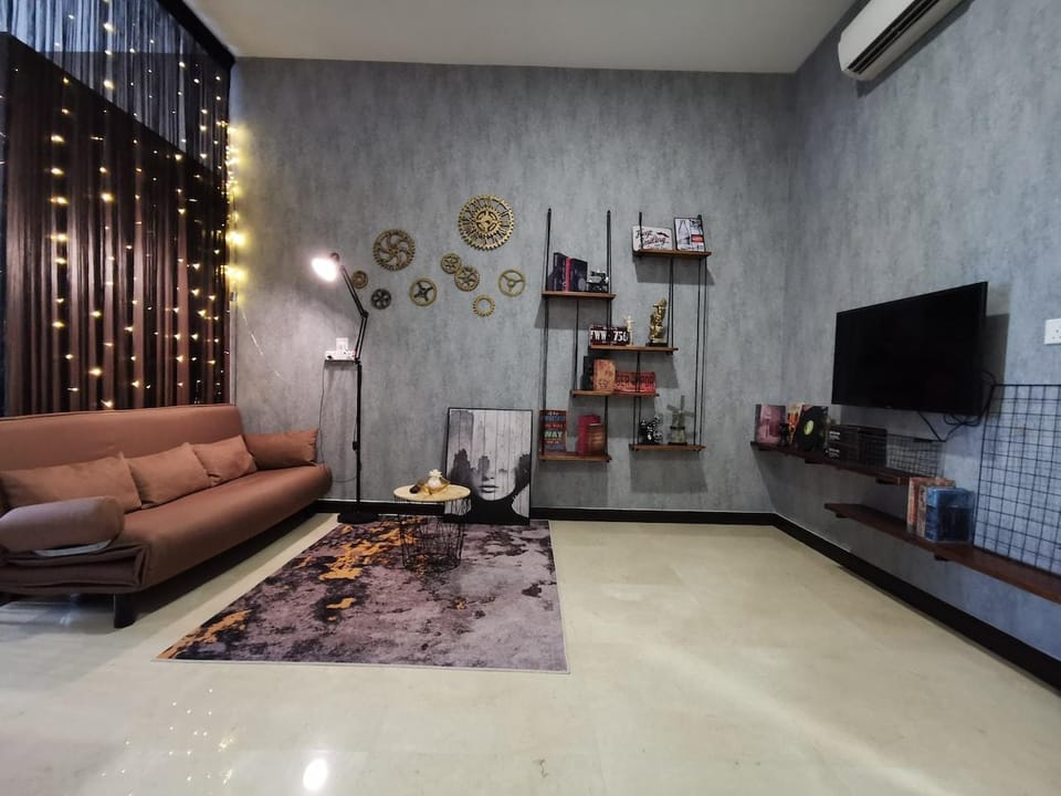 ATTIC✦Peak of MLK Seaview Modern Industry Studio#1 Apartment in Malacca