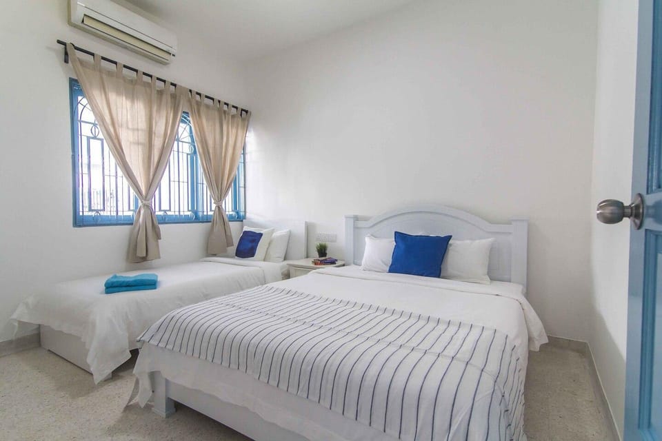Santorini Theme @ walking distance to Jonker St. Vacation rental in Malacca