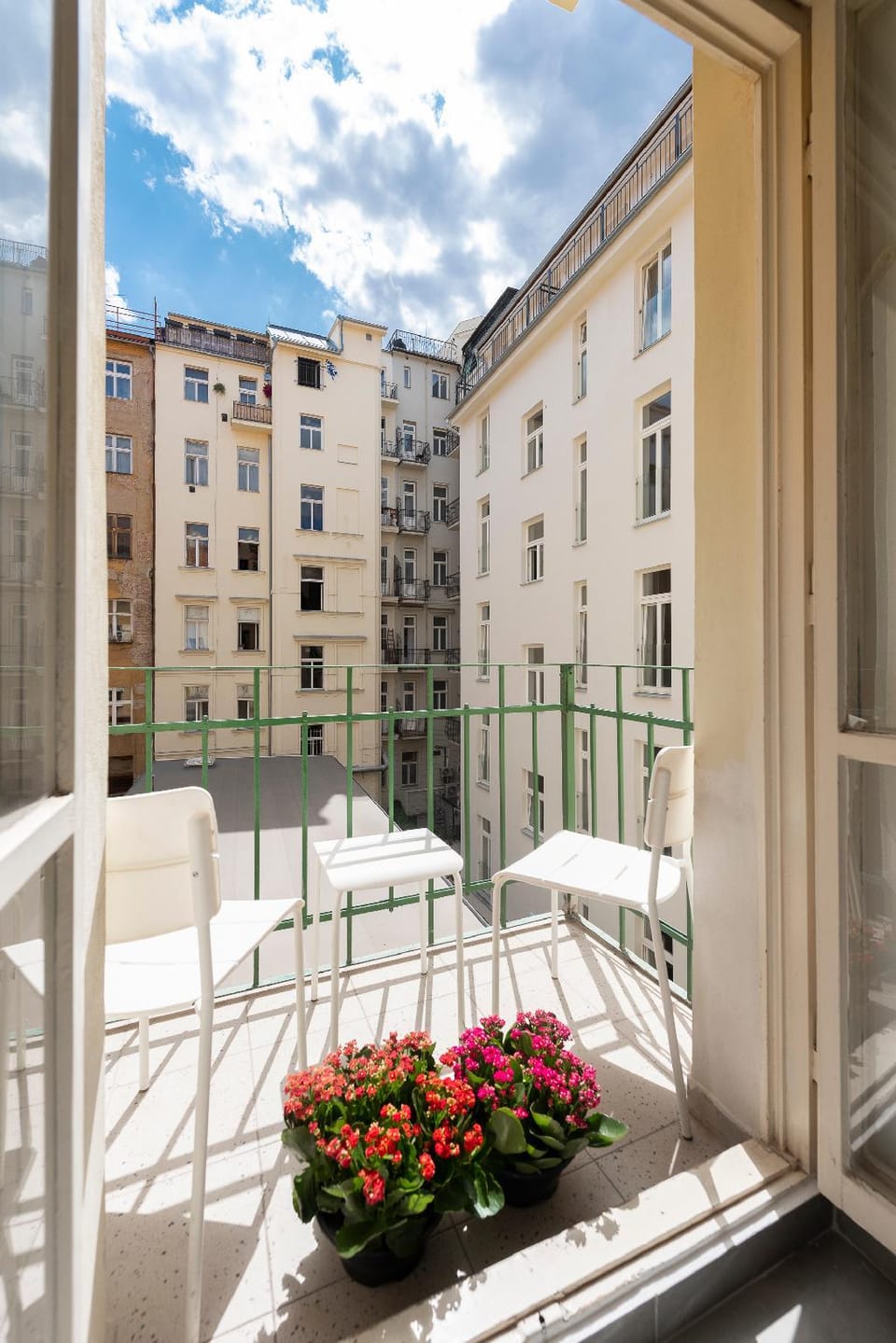 Wenceslas Square Apartment by MABANO ESTATES Apartment in Prague