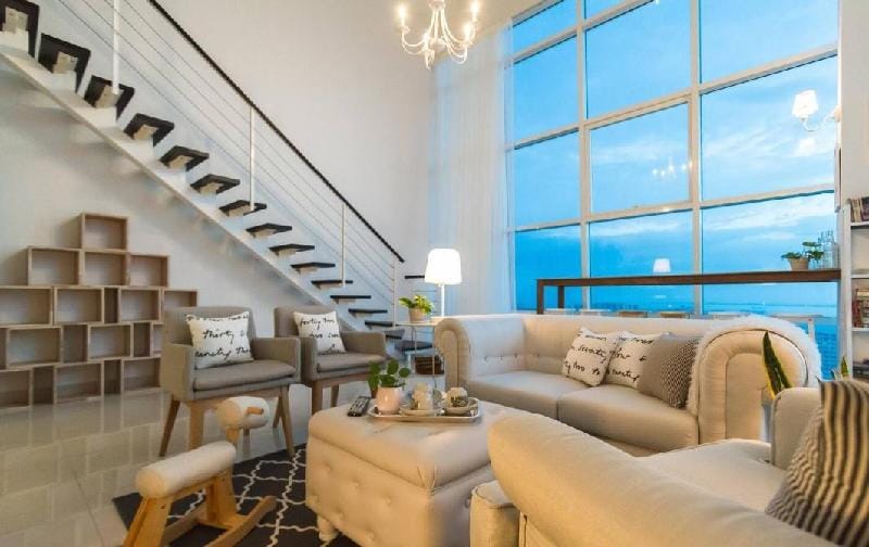 THE SEASCAPE @ Maritime Suite Apartment in George Town