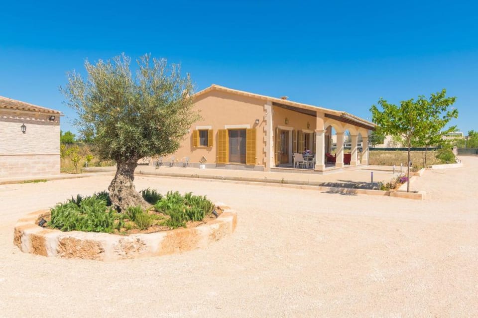 Villa Es Cos by Folks Villa in Migjorn