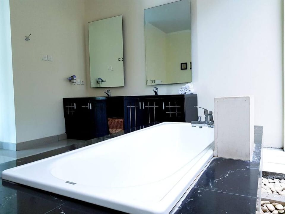 Villa privat pool with kitchen at Seminyak Villa in Kuta