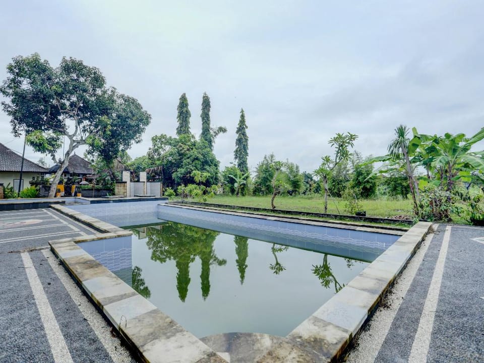OYO 1762 Hotel Astiti Graha Tanah Lot Hotel in Kediri