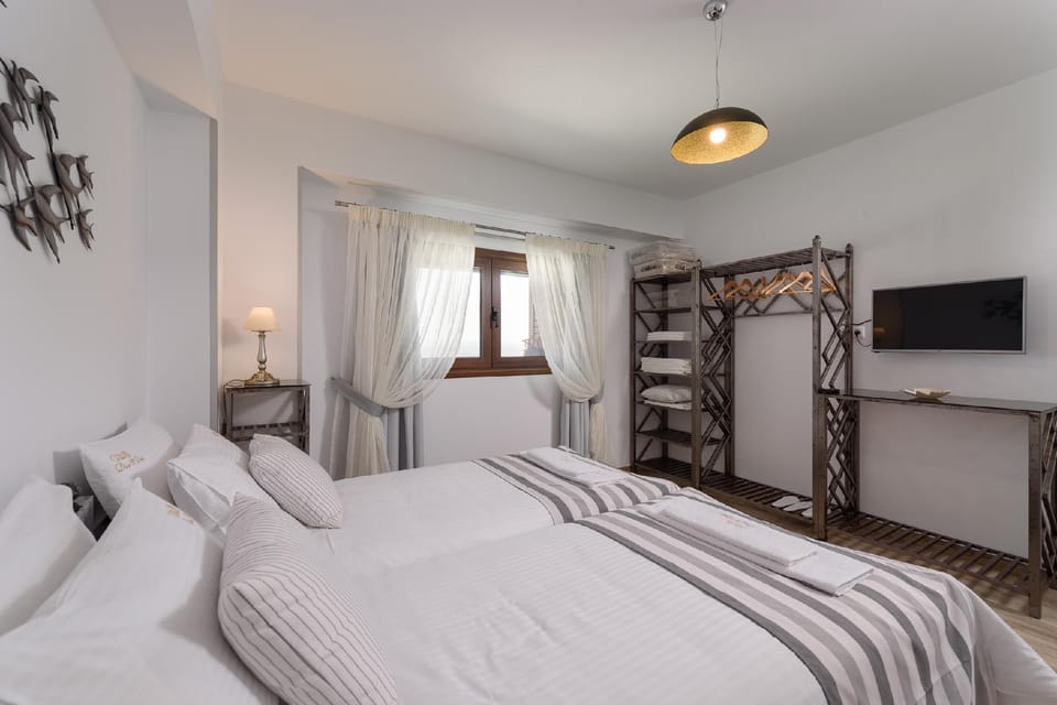VILLA ZEUS & DIONE -luxury hideaway in South Crete Villa in Crete