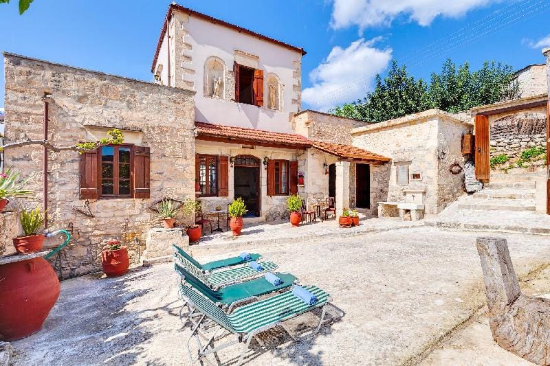 Vereniki Villa with Heated Pool Villa in Crete