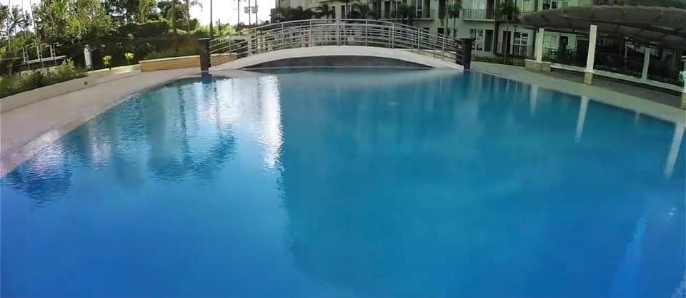 WinTerHomeStay NearTagaytay FREEParking/PoolAccess Apartment in Calabarzon