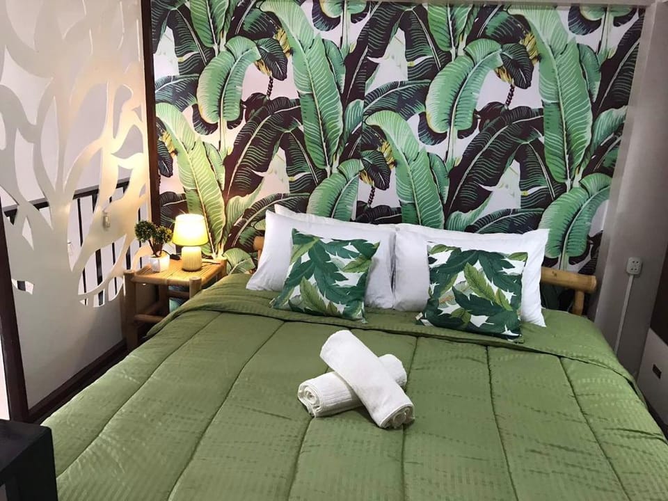 WinTerHomeStay NearTagaytay FREEParking/PoolAccess Apartment in Calabarzon