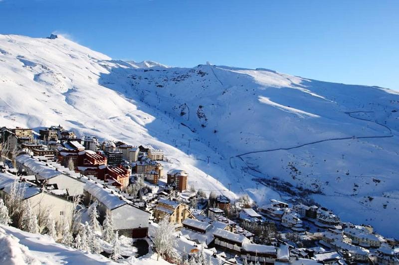 Apartamento edificio Mont blanc Pradollano 8pax Apartment in Sierra Nevada