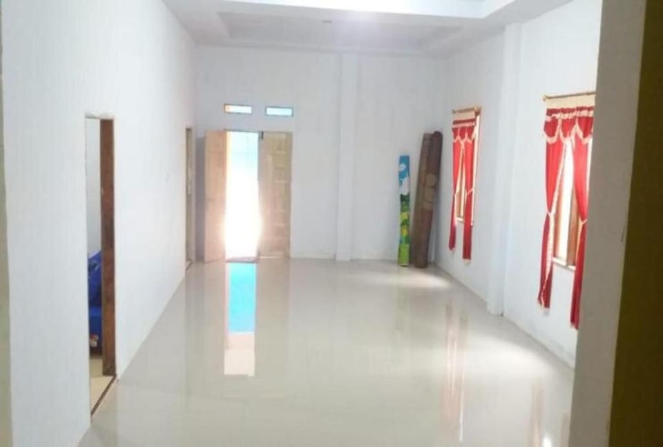 Pondok Ningsih 2 Malino Hotel in Indonesia