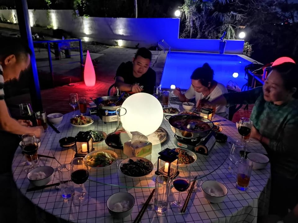 Tujia folk houses Bed and Breakfast in Hubei