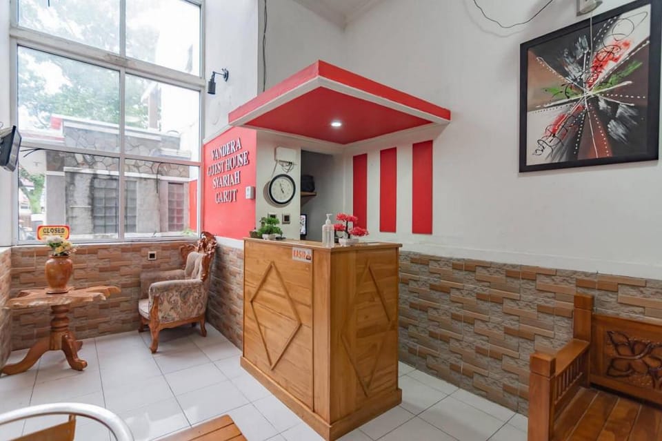 Wisma Vandera Syariah Garut Mitra RedDoorz Hotel in West Java