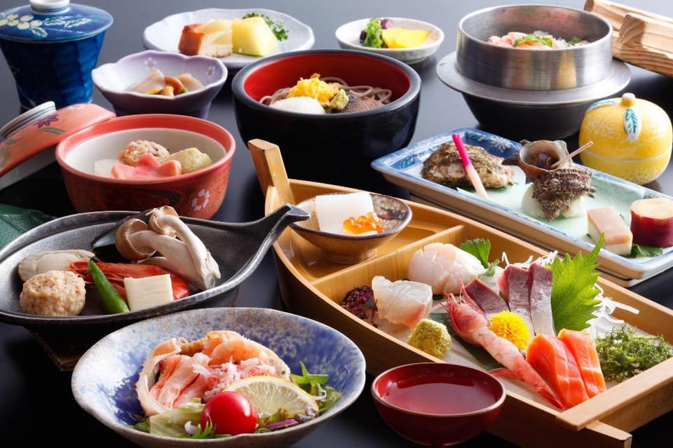 Housenkaku Hotel in Ishikawa Prefecture