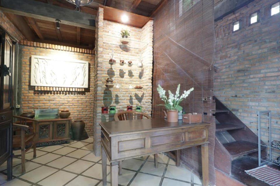 NILA HOUSE Sharia Family Home Stay Hotel in South Jakarta City