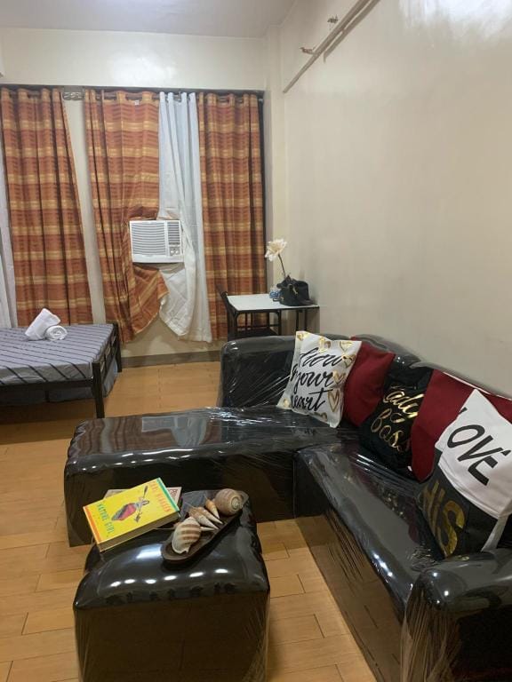 Condo with resort like pool 2 Apartment in Pasig