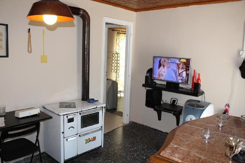 Surfers' Cottage Vacation rental in East Attica Regional Unit, Greece