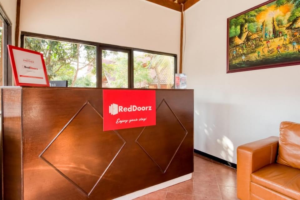 RedDoorz Syariah near Gor Ken Arok Bed and Breakfast in East Java