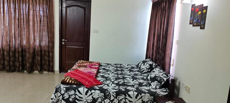 LAKE VIEW FAMILY APARTMANT TRIVANDRUM Apartment in Thiruvananthapuram