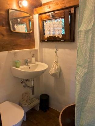  Romantic cabin in the forest on the Marche hills Vacation rental in Umbria