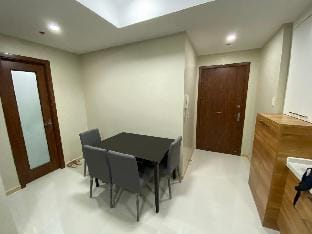 Sunshine 100 City Plaza Cozy 1BR Condo Pool, Gym Apartment in Mandaluyong