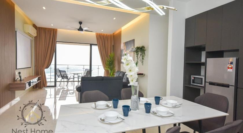 Seaview & Bathtub | The Aria Luxe Suite @Danga Bay Apartment in Johor Bahru