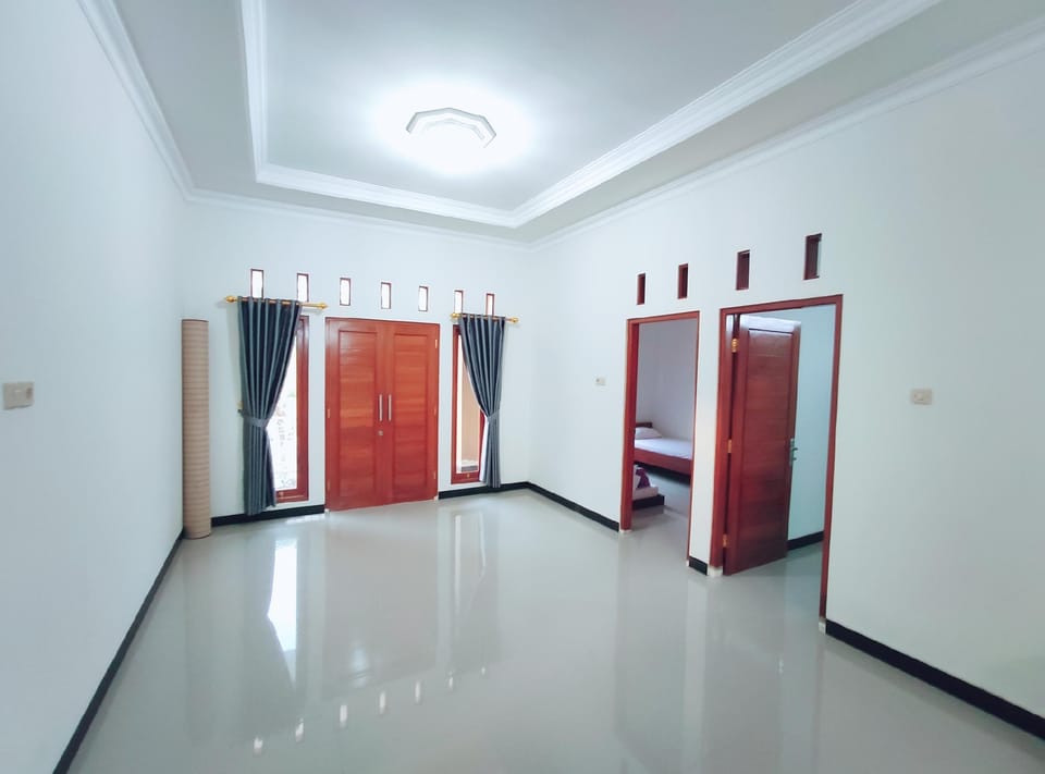 3N Guest House Vacation rental in Special Region of Yogyakarta