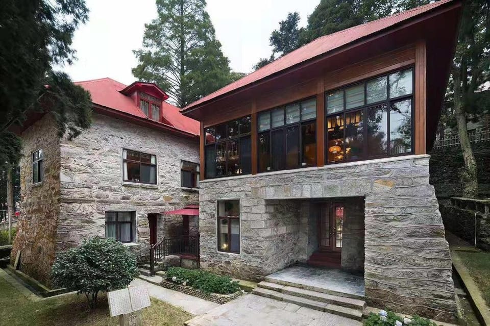 Mount Lu and garden villa-big bed room with a view Villa in Hubei