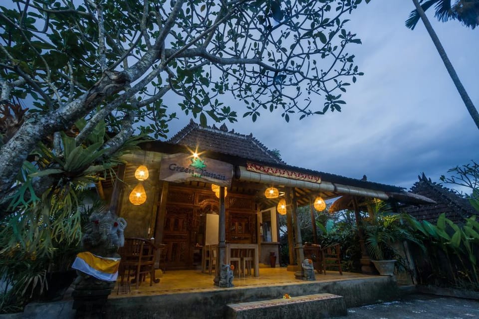 Green Taman 1BR Quite & Respecfull close to Center Apartment in Ubud