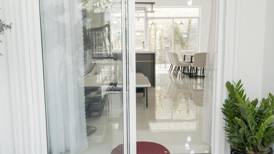 LUXURY POOL VILLA -4BR, City Center Villa in Da Nang