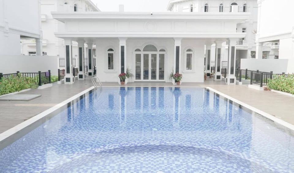 LUXURY POOL VILLA -4BR, City Center Villa in Da Nang