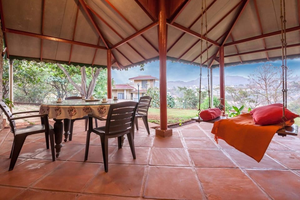 Cosy Homestay by StayVista - A Tranquil Retreat on Cloud 9 Vacation rental in Lonavla