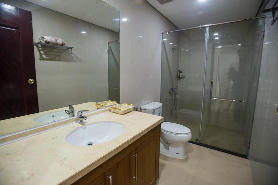 ChizzHomes Serviced Apartment Vinhomes Royal city Apartment in Hanoi
