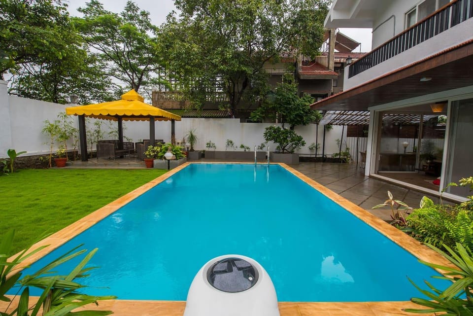 EL Lodge by StayVista - your perfect getaway Villa in Lonavla