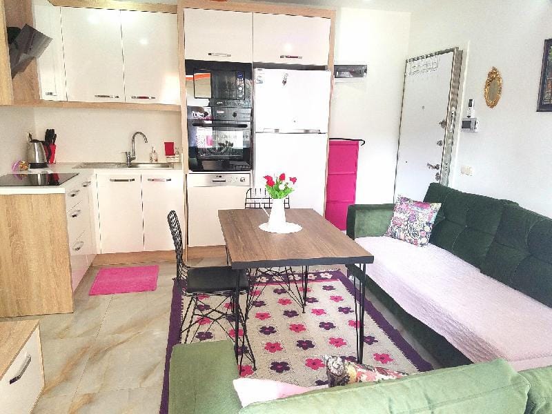 lol Apartment in Antalya Province