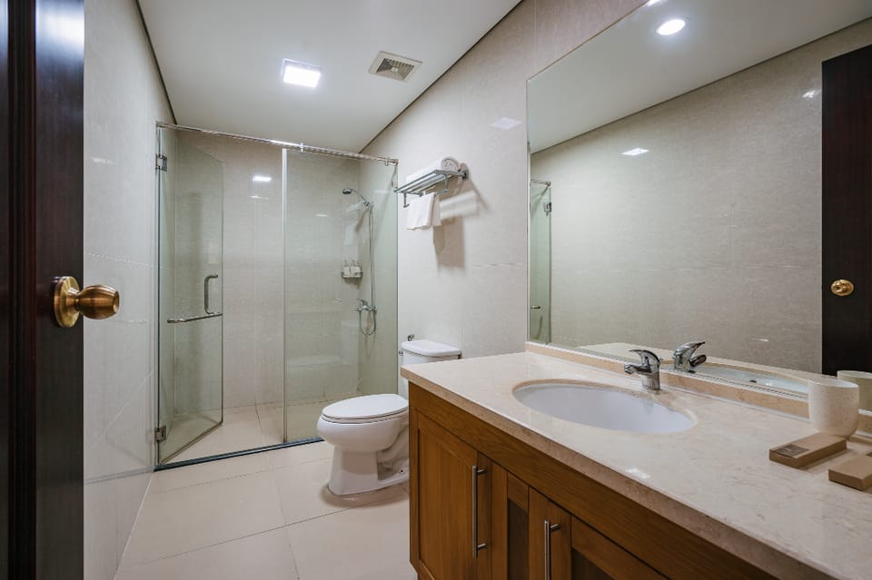 ChizzHomes Serviced Apartment Vinhomes Royalcity Apartment in Hanoi