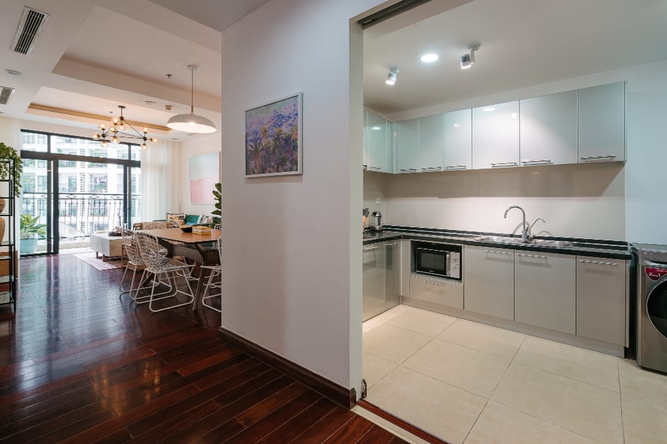 ChizzHomes Serviced Apartment Vinhomes Royalcity Apartment in Hanoi