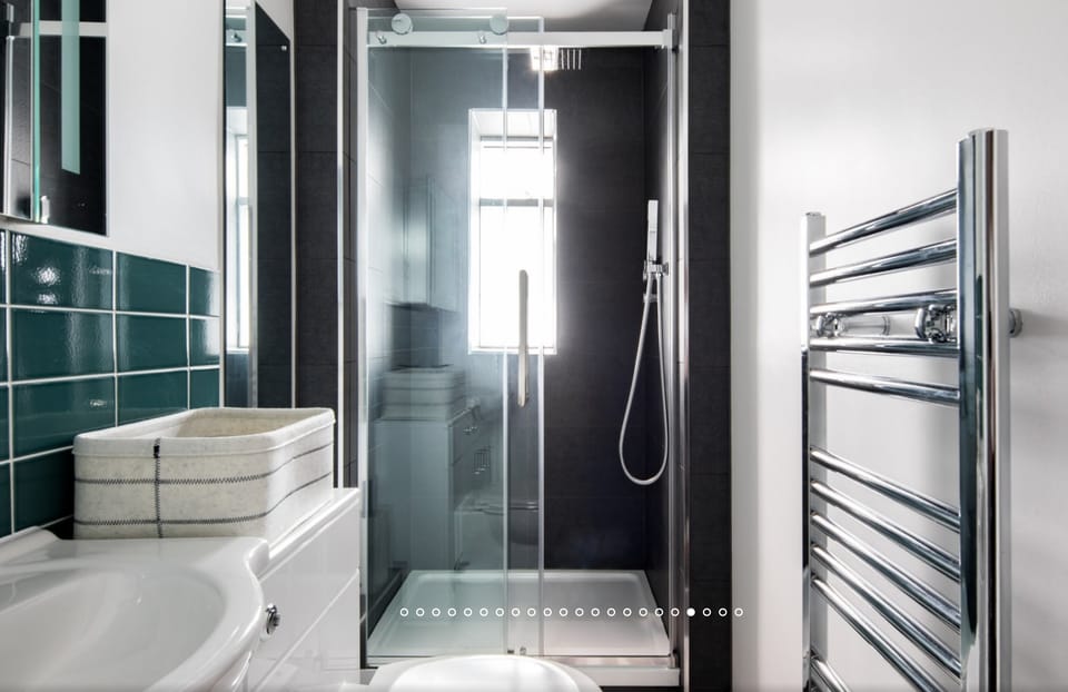Live in central London in  Fitzrovia 2bd Apartment in London Borough of Islington
