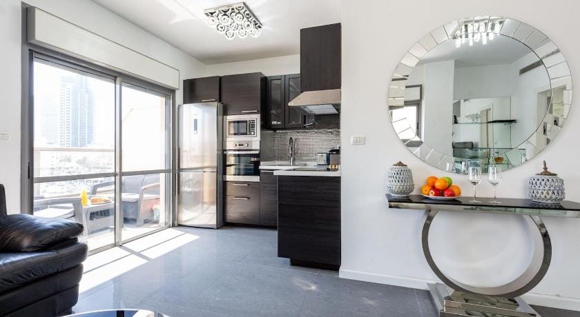 Hakovshim Miroir Apartment in Tel Aviv-Yafo