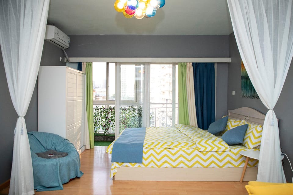 Chengdu Kuanzhai alley cottage Apartment in Hubei