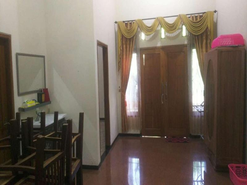 Guest House Griya Mazaya Vacation rental in Batu