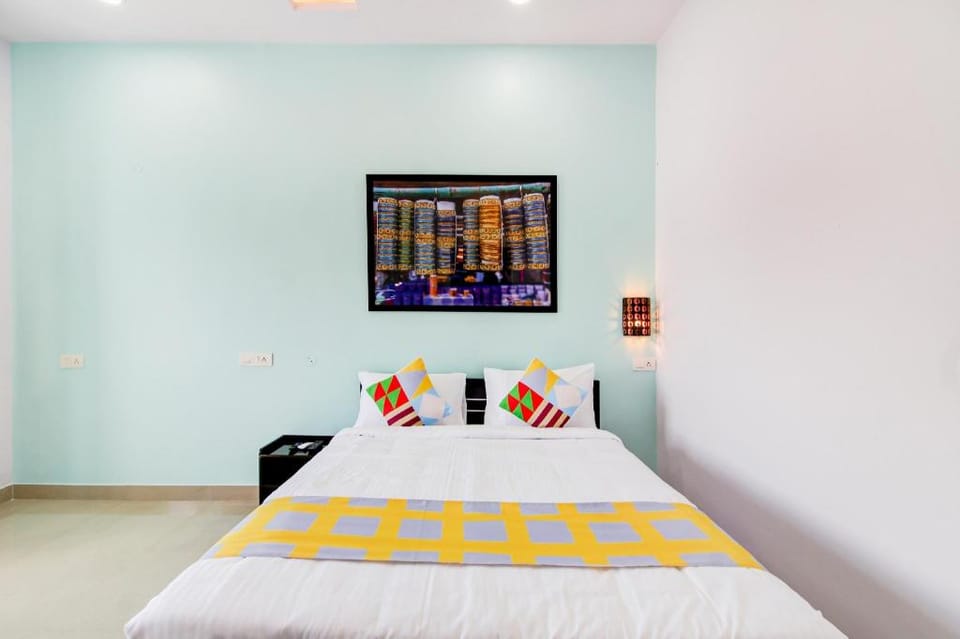 Hotel O Home Comfortable Stays, Near Aasam gadh Current office Hotel in Hyderabad