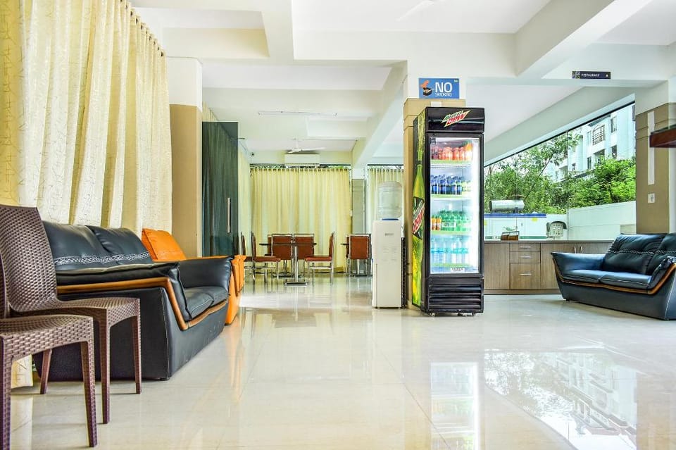 FabHotel Limestone Suites - 750M from Yashoda Hospitals, Somajiguda Hotel in Hyderabad