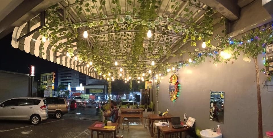 Central City Family Residence Hotel in Surabaya