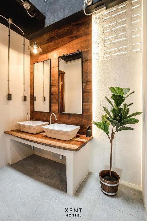 J Jacuzzi Villa Ranong  Vacation rental in Ranong, Khao Niwet, Mueang Ranong District, Ranong 85000, Thailand